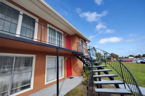 Condo in Orlando, Florida, 2 bedrooms  № 1833384 - photo 2