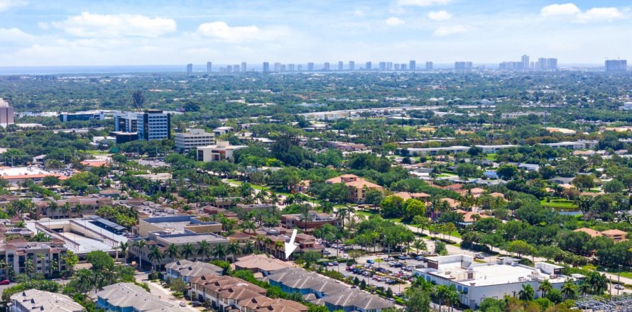 Townhouse in Palm Beach Gardens, Florida 3 bedrooms, 199.18 sq.m. № 1100301