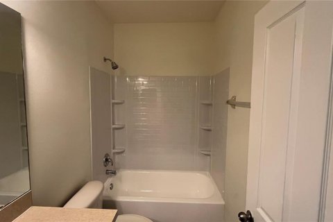 Townhouse in Kissimmee, Florida 3 bedrooms, 143.07 sq.m. № 1687339 - photo 30