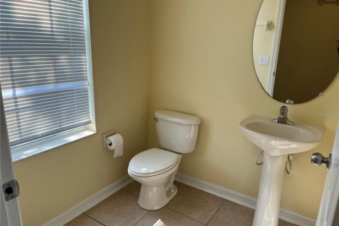 Townhouse in Kissimmee, Florida 3 bedrooms, 143.07 sq.m. № 1687339 - photo 12