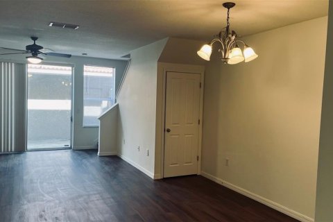 Townhouse in Kissimmee, Florida 3 bedrooms, 143.07 sq.m. № 1687339 - photo 2