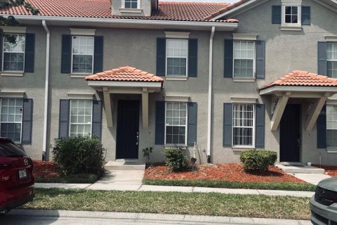 Townhouse in Kissimmee, Florida 3 bedrooms, 143.07 sq.m. № 1687339 - photo 1