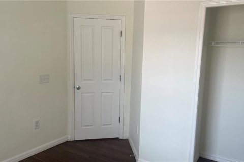 Townhouse in Kissimmee, Florida 3 bedrooms, 143.07 sq.m. № 1687339 - photo 26