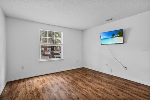 Condo in Orlando, Florida, 2 bedrooms  № 1800205 - photo 15