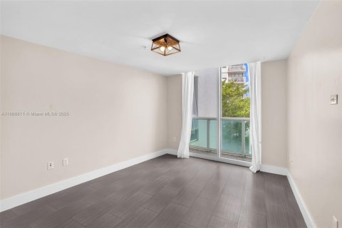 Copropriété à louer à Miami Beach, Floride: 2 chambres, 130.99 m2 № 1921485 - photo 21