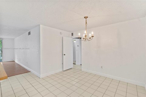 Copropriété à vendre à Plantation, Floride: 1 chambre, 89.19 m2 № 1451948 - photo 10