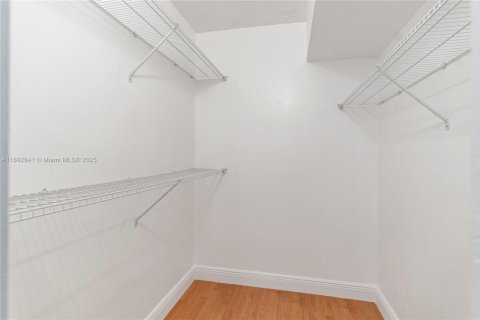Copropriété à vendre à Plantation, Floride: 1 chambre, 89.19 m2 № 1451948 - photo 20