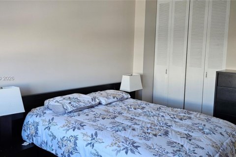 Copropriété à louer à Aventura, Floride: 2 chambres, 157.28 m2 № 2027222 - photo 25