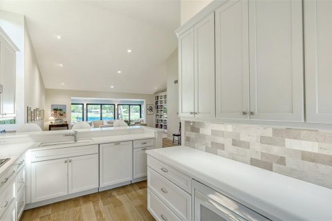 Villa ou maison à vendre à Sarasota, Floride: 3 chambres, 219.44 m2 № 1584671 - photo 9