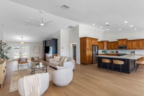 Villa ou maison à vendre à Madeira Beach, Floride: 3 chambres, 217.58 m2 № 1881091 - photo 17