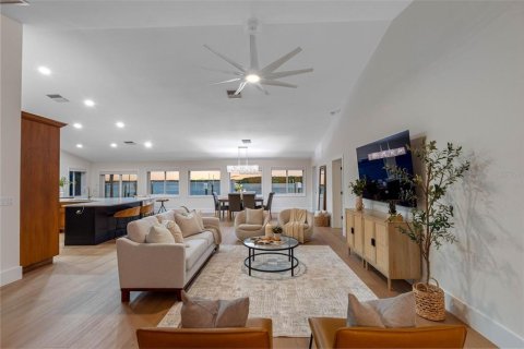 Villa ou maison à vendre à Madeira Beach, Floride: 3 chambres, 217.58 m2 № 1881091 - photo 25