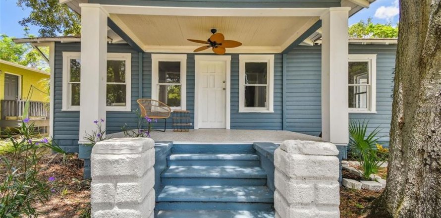 Villa ou maison à Saint Petersburg, Floride 3 chambres, 119.01 m2 № 1813285