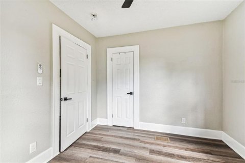 Villa ou maison à louer à Saint Petersburg, Floride: 3 chambres, 119.01 m2 № 1813285 - photo 15