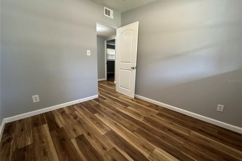 Commercial property in Bradenton, Florida 7 bedrooms, 227.52 sq.m. № 1821136 - photo 14