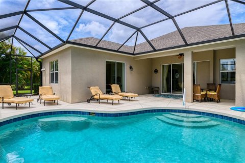 House in Bradenton, Florida 3 bedrooms, 204.38 sq.m. № 1858096 - photo 2