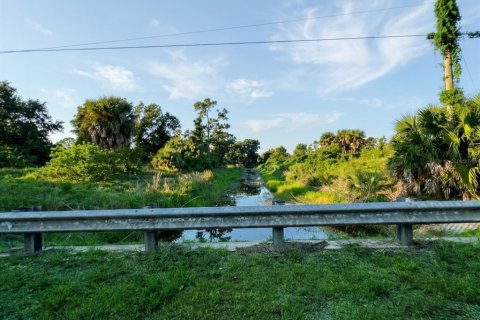 Terrain à vendre à Port Charlotte, Floride № 2233642 - photo 4