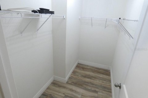 Villa ou maison à vendre à Zephyrhills, Floride: 4 chambres, 137.96 m2 № 2417022 - photo 28