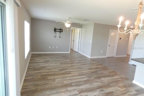 Villa ou maison à vendre à Zephyrhills, Floride: 4 chambres, 137.96 m2 № 2417022 - photo 22