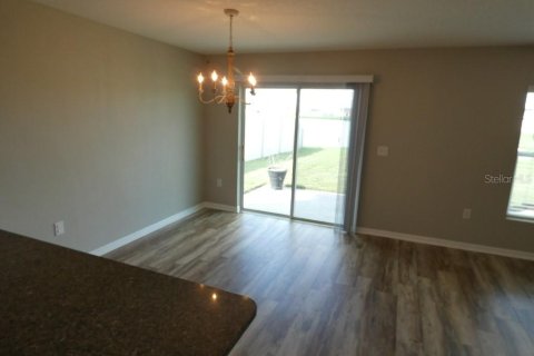 Villa ou maison à vendre à Zephyrhills, Floride: 4 chambres, 137.96 m2 № 2417022 - photo 13