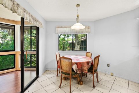 Condo in Palm Coast, Florida, 2 bedrooms  № 1886371 - photo 13