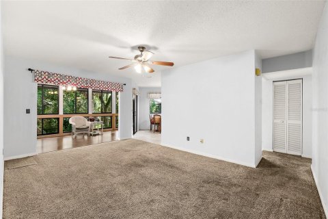 Condo in Palm Coast, Florida, 2 bedrooms  № 1886371 - photo 25