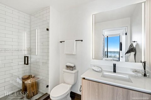 Condo in Miami, Florida, 2 bedrooms  № 1864935 - photo 7