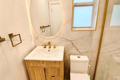 Casa en alquiler en El Portal, Florida, 3 dormitorios, 166.3 m2 № 1964714 - foto 4