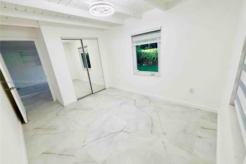 Casa en alquiler en El Portal, Florida, 3 dormitorios, 166.3 m2 № 1964714 - foto 14