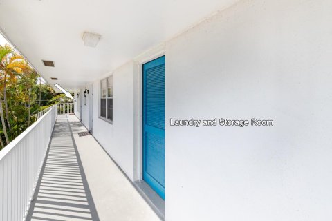 Condo in Stuart, Florida, 2 bedrooms  № 2194433 - photo 29