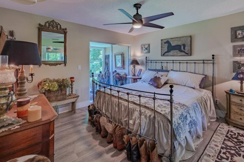 Condo in Stuart, Florida, 2 bedrooms  № 2194433 - photo 14