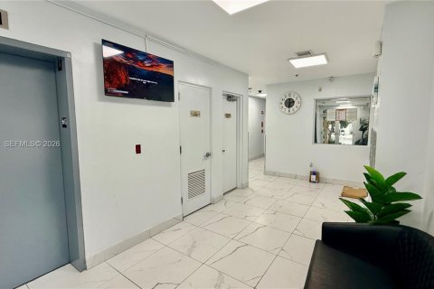 Copropriété à vendre à Miami, Floride: 2 chambres, 81.75 m2 № 2010791 - photo 10