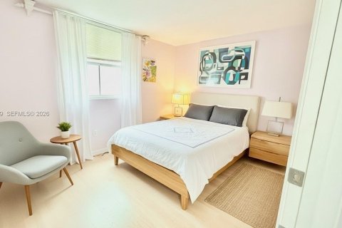 Copropriété à vendre à Miami, Floride: 2 chambres, 81.75 m2 № 2010791 - photo 6