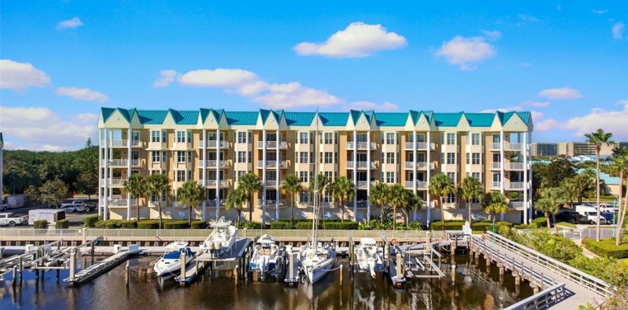 Condo in Ponce Inlet, Florida, 3 bedrooms № 2425379
