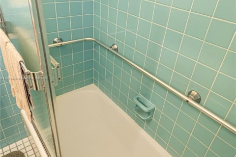 Copropriété à vendre à Miami, Floride: 1 chambre, 82.03 m2 № 2018785 - photo 8