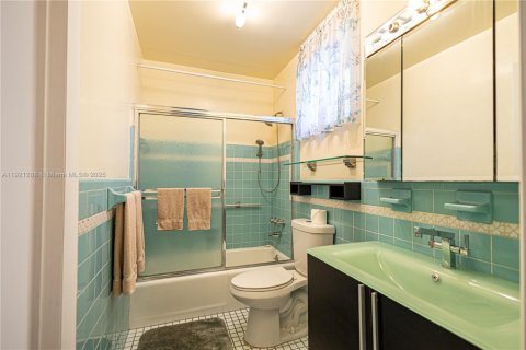 Copropriété à vendre à Miami, Floride: 1 chambre, 82.03 m2 № 2018785 - photo 7