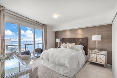 Copropriété à vendre à Miami, Floride: 2 chambres, 121.98 m2 № 2422577 - photo 12