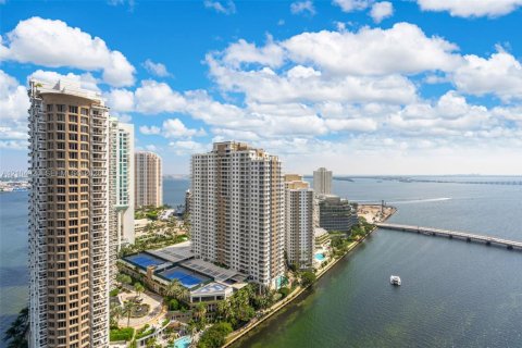 Copropriété à vendre à Miami, Floride: 2 chambres, 121.98 m2 № 2422577 - photo 24