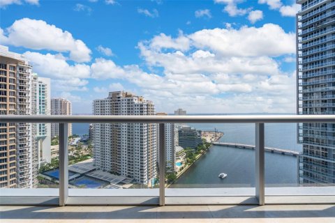 Copropriété à vendre à Miami, Floride: 2 chambres, 121.98 m2 № 2422577 - photo 5