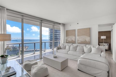 Copropriété à vendre à Miami, Floride: 2 chambres, 121.98 m2 № 2422577 - photo 3