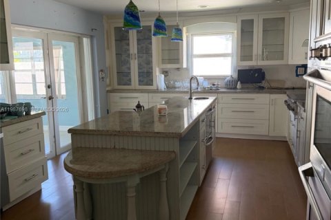 Купить виллу или дом в Майами, Флорида 4 спальни, 250.65м2, № 2048955 - фото 10
