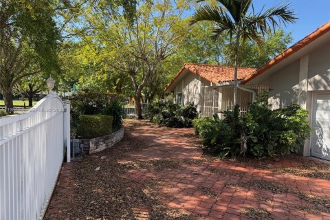 Купить виллу или дом в Майами, Флорида 4 спальни, 250.65м2, № 2048955 - фото 5