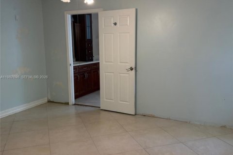 Купить виллу или дом в Майами, Флорида 4 спальни, 250.65м2, № 2048955 - фото 23