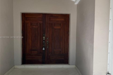 Купить виллу или дом в Майами, Флорида 4 спальни, 250.65м2, № 2048955 - фото 8