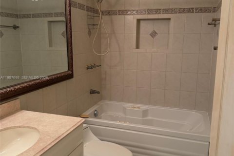 Купить виллу или дом в Майами, Флорида 4 спальни, 250.65м2, № 2048955 - фото 25