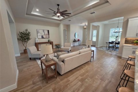 House in Brooksville, Florida 4 bedrooms, 236.9 sq.m. № 2212753 - photo 7