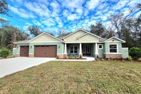 Villa ou maison à Brooksville, Floride 4 chambres, 236.9 m2 № 2212753