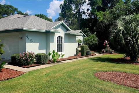 House in Sebring, Florida 3 bedrooms, 177.07 sq.m. № 1909291 - photo 2