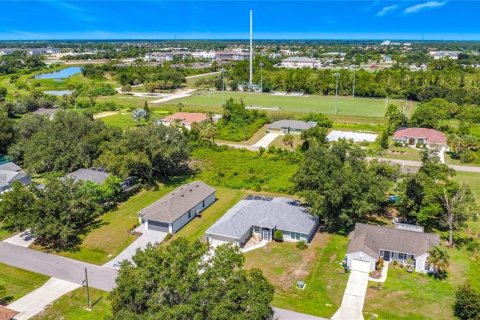 Casa en venta en North Port, Florida, 3 dormitorios, 172.61 m2 № 2221036 - foto 10