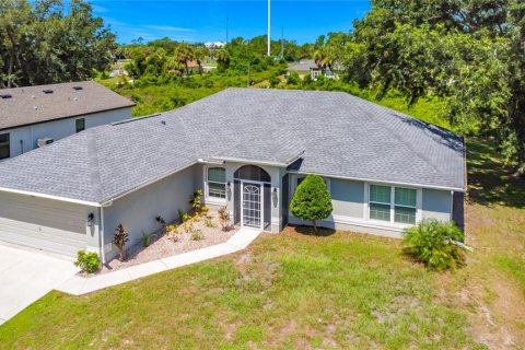 Casa en venta en North Port, Florida, 3 dormitorios, 172.61 m2 № 2221036 - foto 11