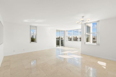 Copropriété à vendre à Fort Lauderdale, Floride: 2 chambres, 123.37 m2 № 2417329 - photo 5